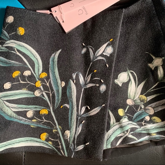 Brand new wool blend skorts - Picture 4 of 5